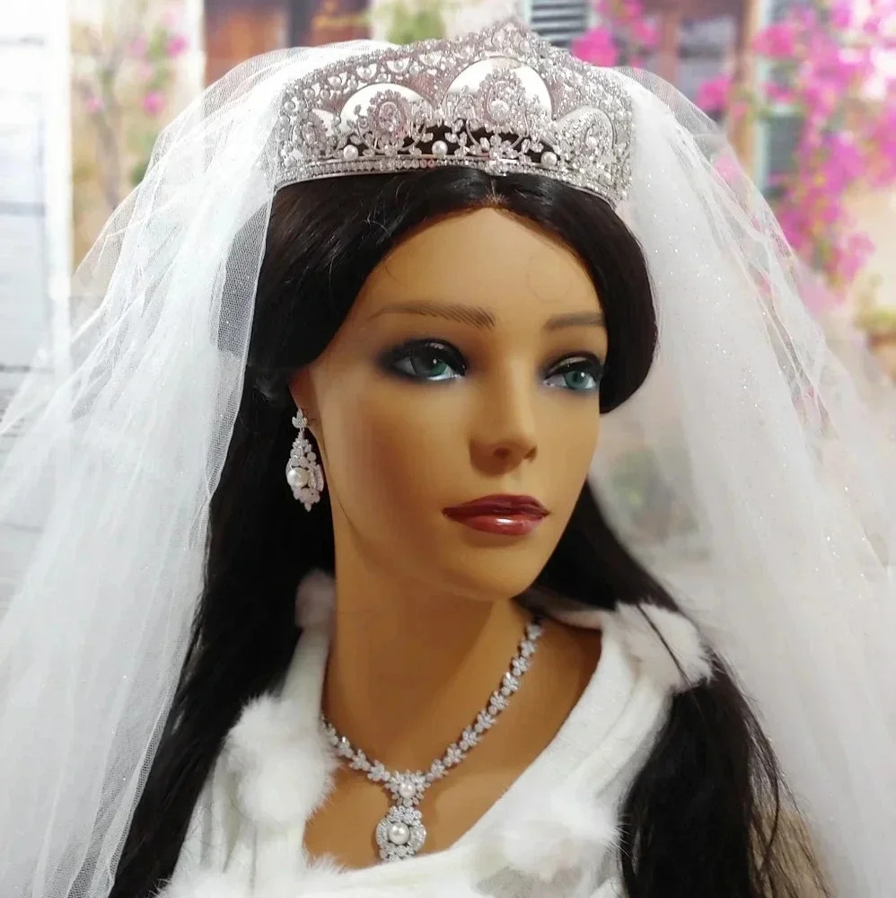 7pc. Tiara Bridal set.  ( Your choice of Necklace Sets ) See last 2 pictures